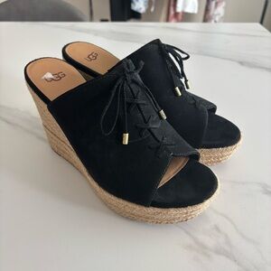 UGG espadrille Black Suede Wedge Sandals US 8